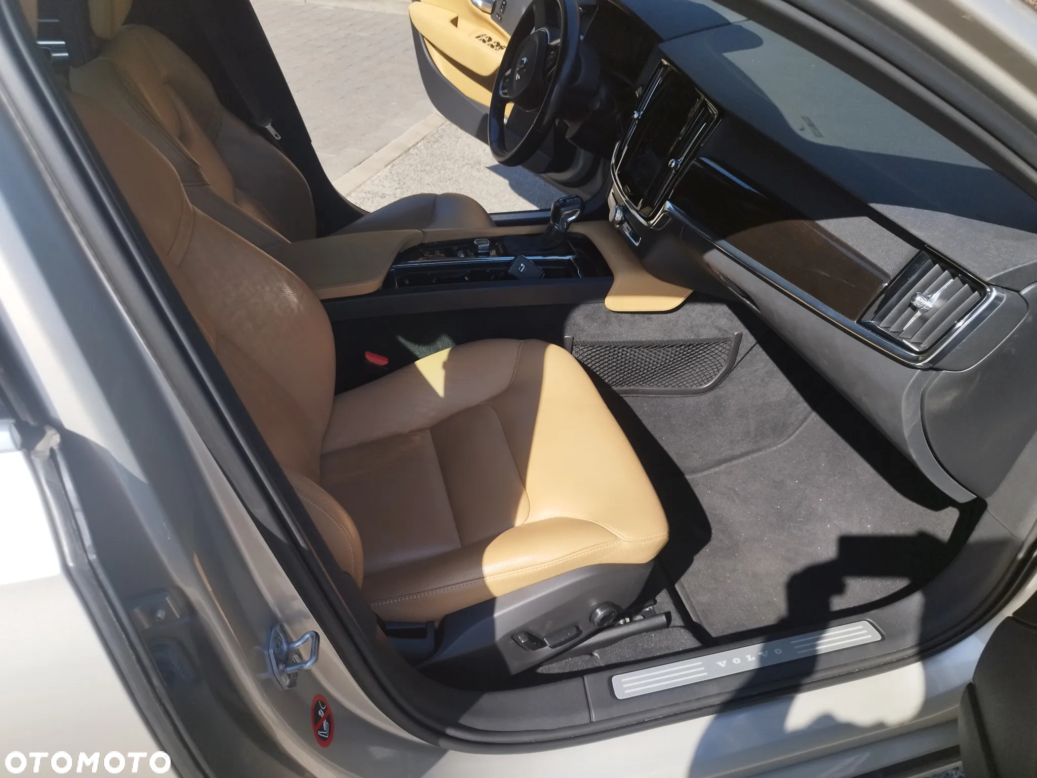 Volvo S90 T6 AWD Momentum - 5