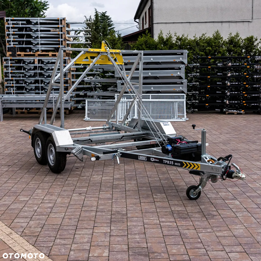 Lorries TPB35-4925 - 2