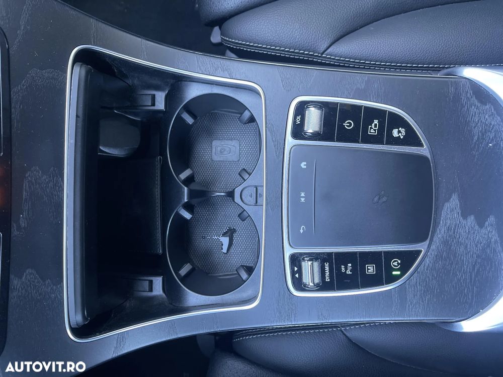 Mercedes-Benz GLC - 14