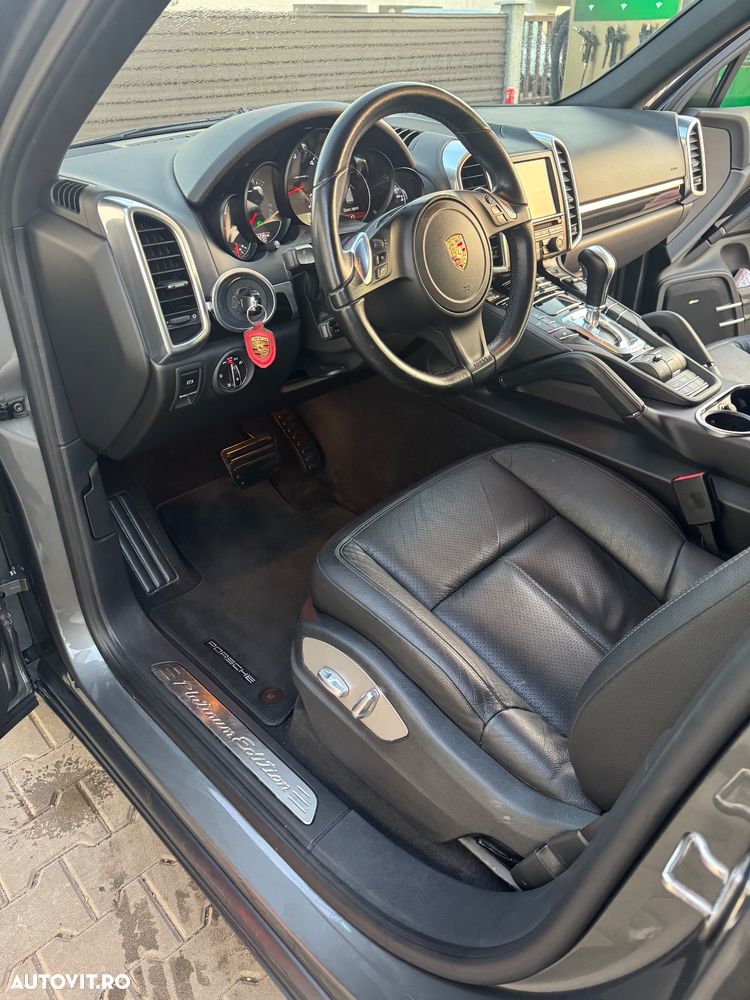 Porsche Cayenne Diesel Platinum Edition - 11