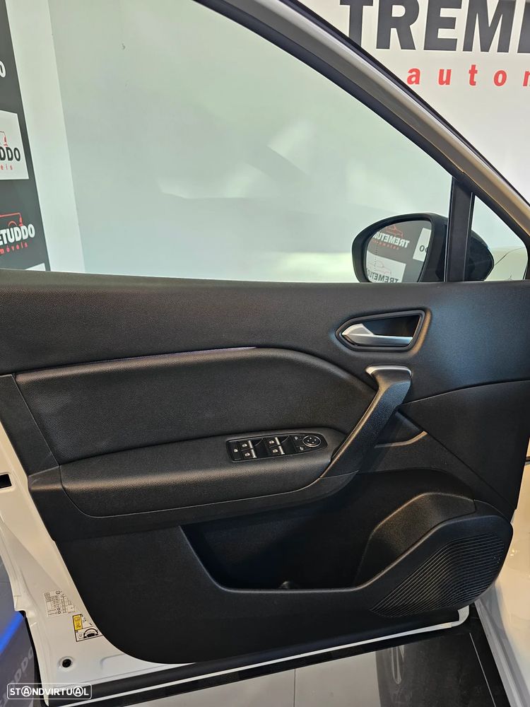 Renault Captur 1.0 TCe Techno Bi-Fuel - 30