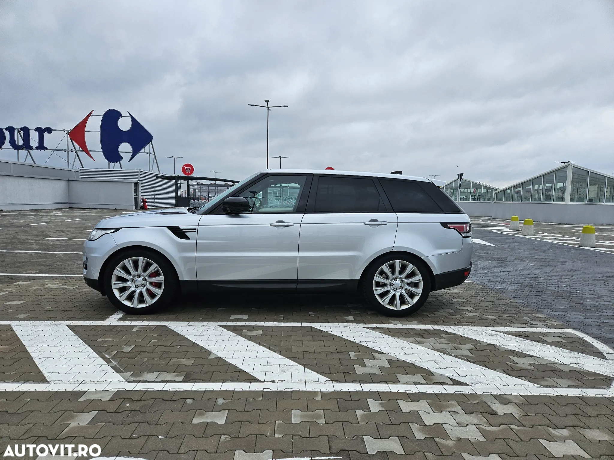 Land Rover Range Rover Sport 3.0 I SDV6 HSE Dynamic - 12