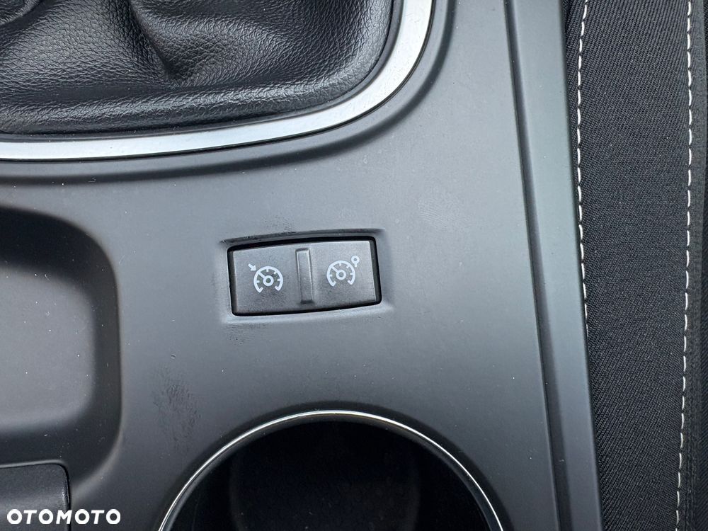 Renault Megane ENERGY dCi 110 INTENS - 17