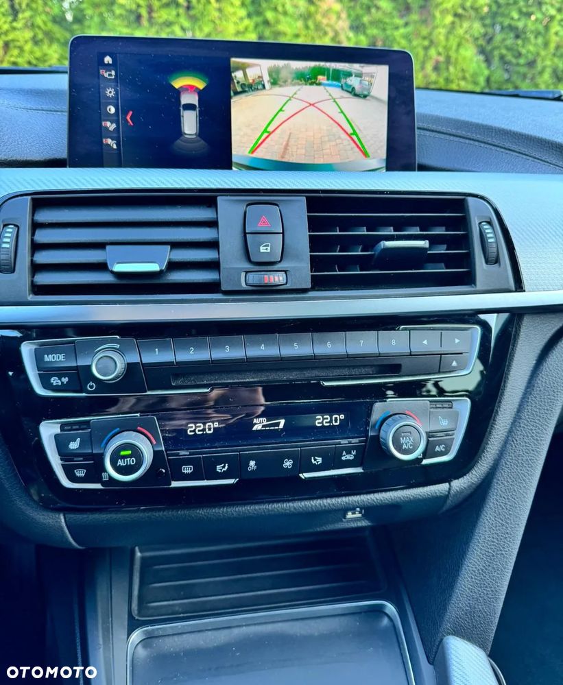 BMW Seria 3 330i xDrive M Sport Shadow - 5