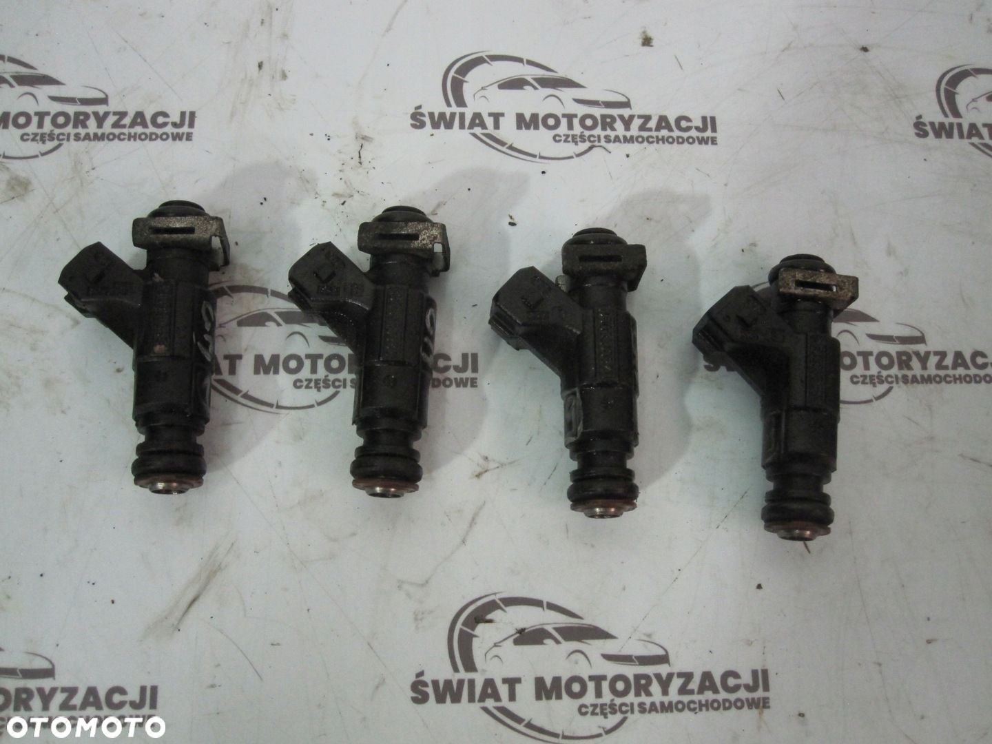 POLO 1.8 T GTI BJX 150KM wtryskiwacz wtrysk 0280156061 06A906081BA - 1