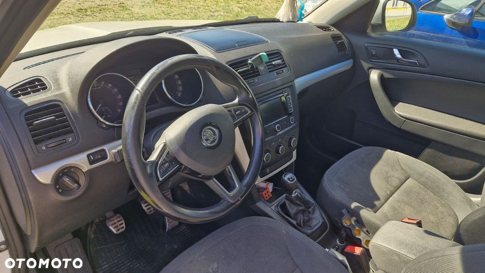 Skoda Yeti 2.0 TDI DPF 4x4 L&K - 9