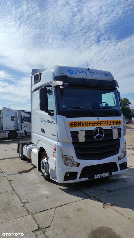Mercedes-Benz Actros 1845 MEGA Lowdeck - 1