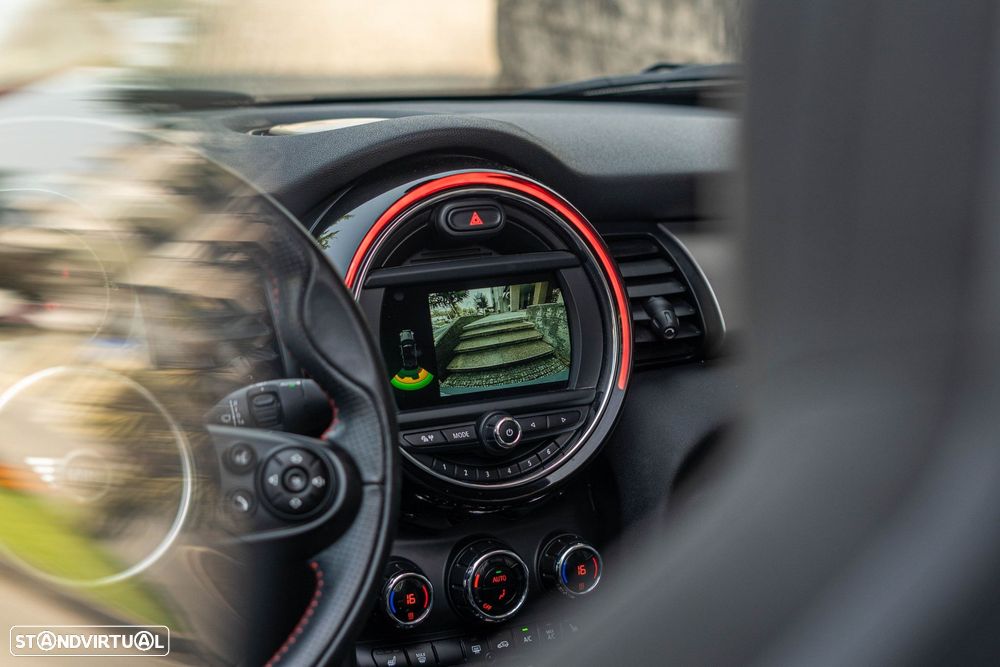 MINI Cabrio Cooper Premium Extra JCW Auto - 41