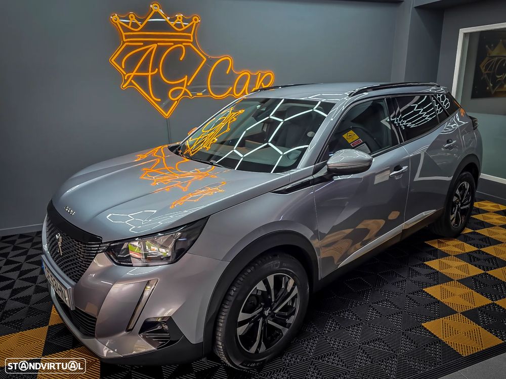 Peugeot 2008 PureTech 130 EAT8 Allure - 4