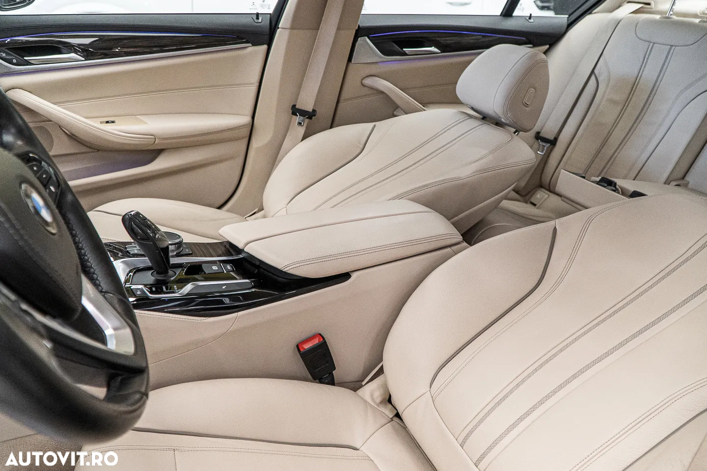 BMW Seria 5 520d xDrive Aut. Luxury Line - 17