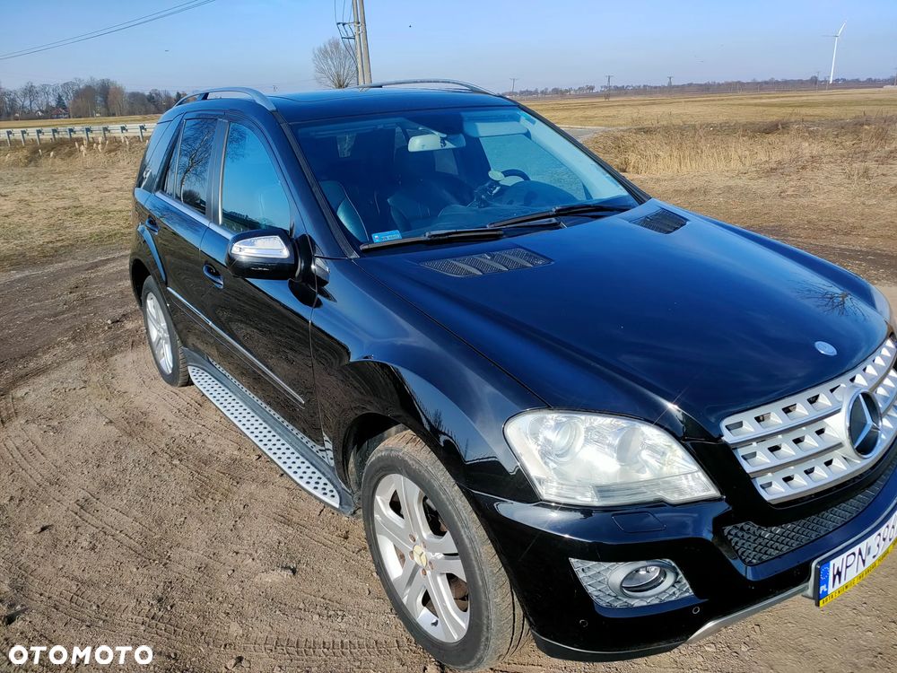 Mercedes-Benz ML - 11