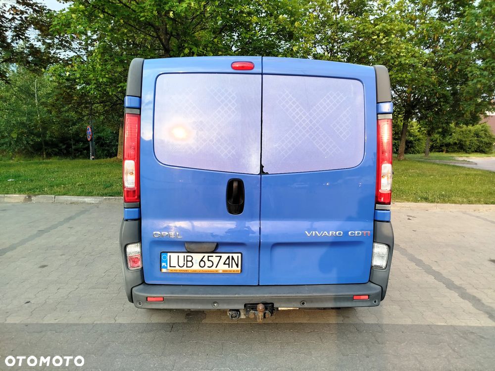 Opel Vivaro - 8