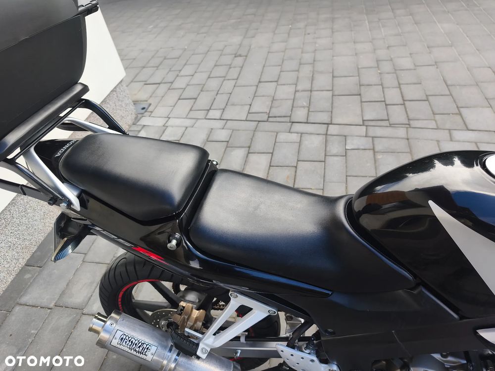 Honda CBR - 19