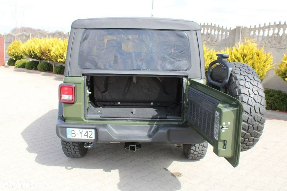 Jeep Wrangler 3.6 Automatik X - 33