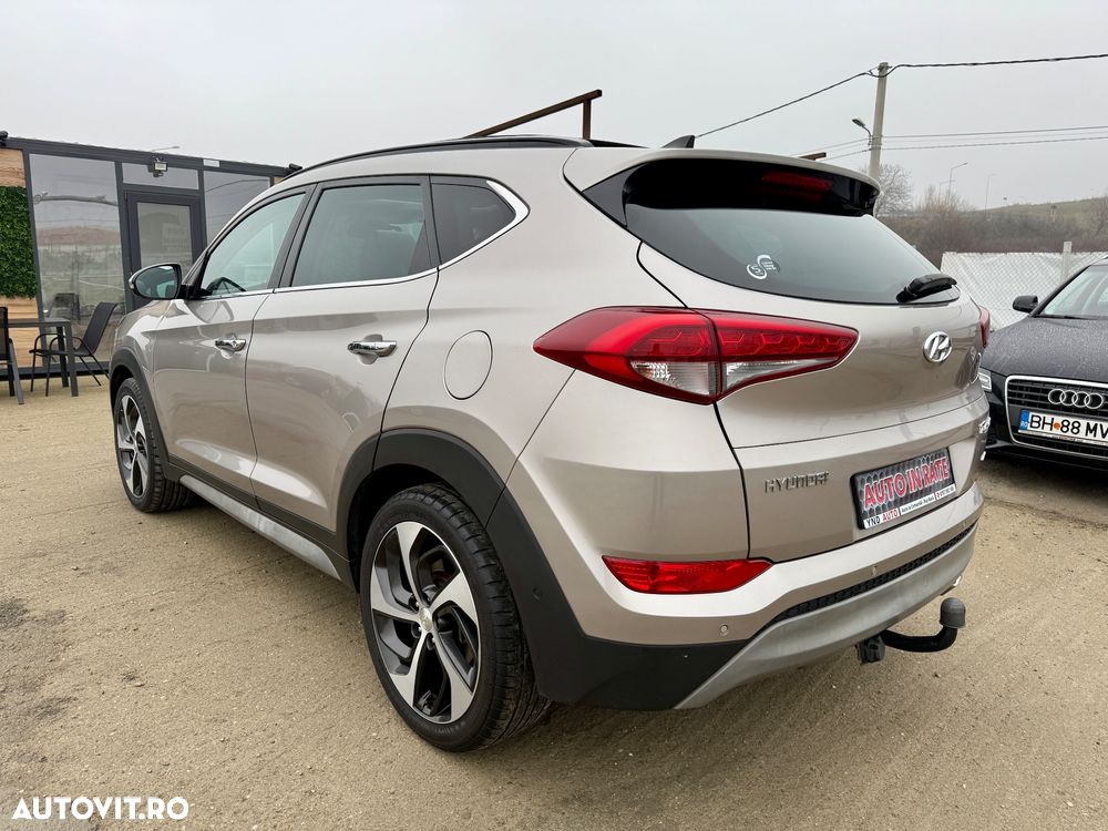 Hyundai Tucson 2.0 CRDI 4WD Automatik Advantage - 4