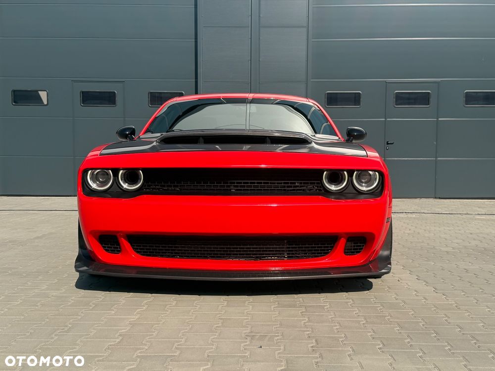 Dodge Challenger - 4