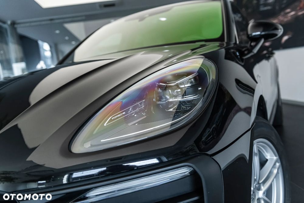 Porsche Macan Standard - 10