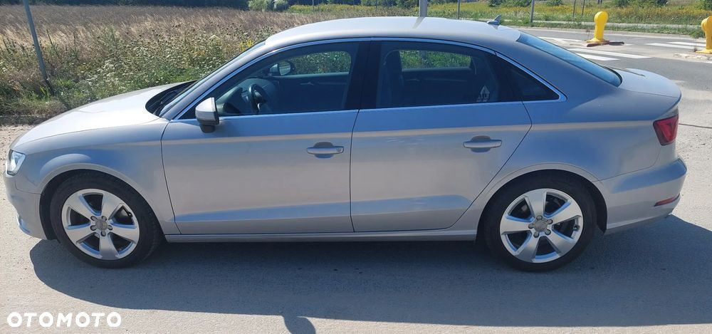 Audi A3 Limousine 1.4 TFSI CoD Ambiente - 2