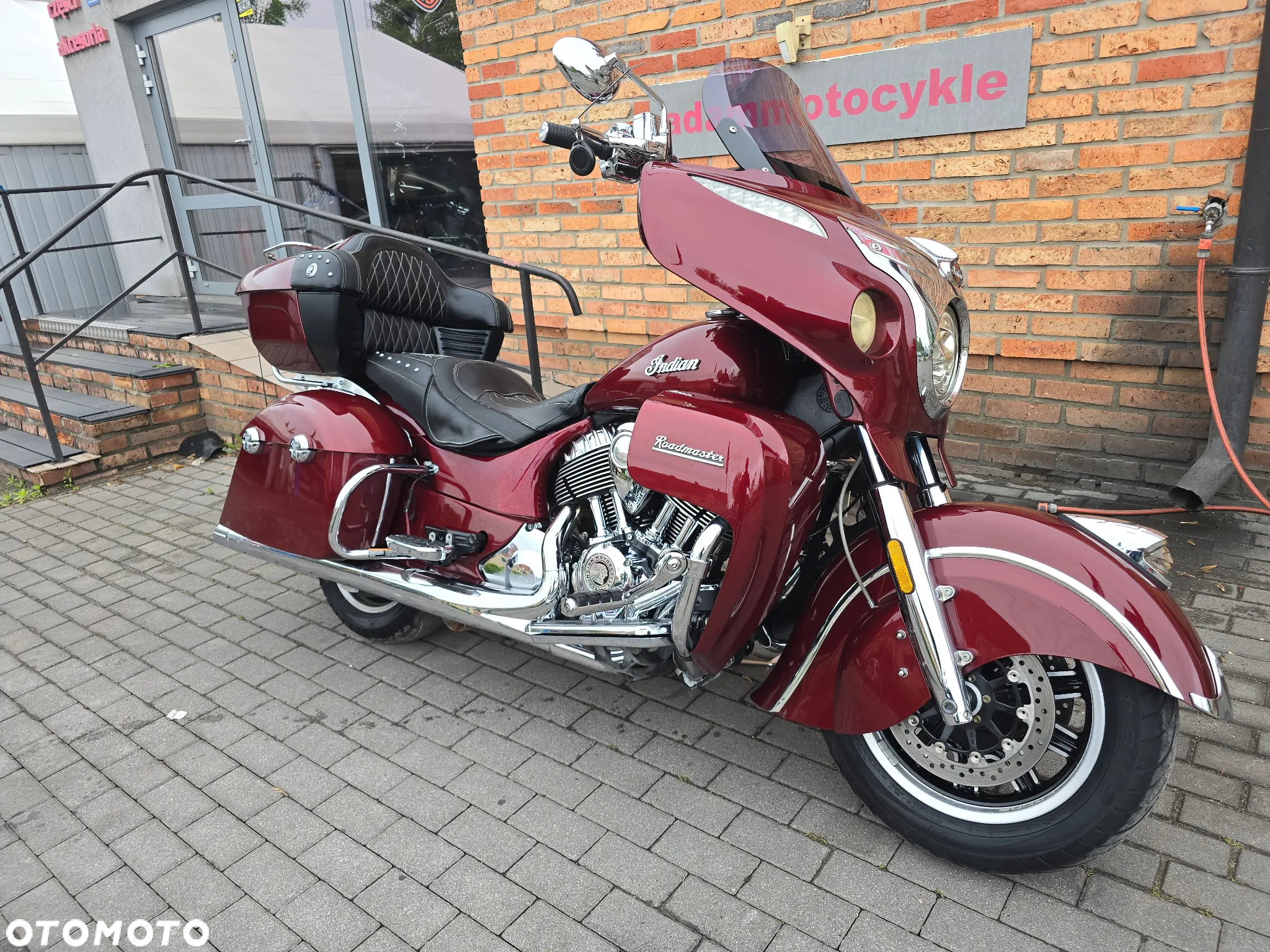 Indian Roadmaster - 26