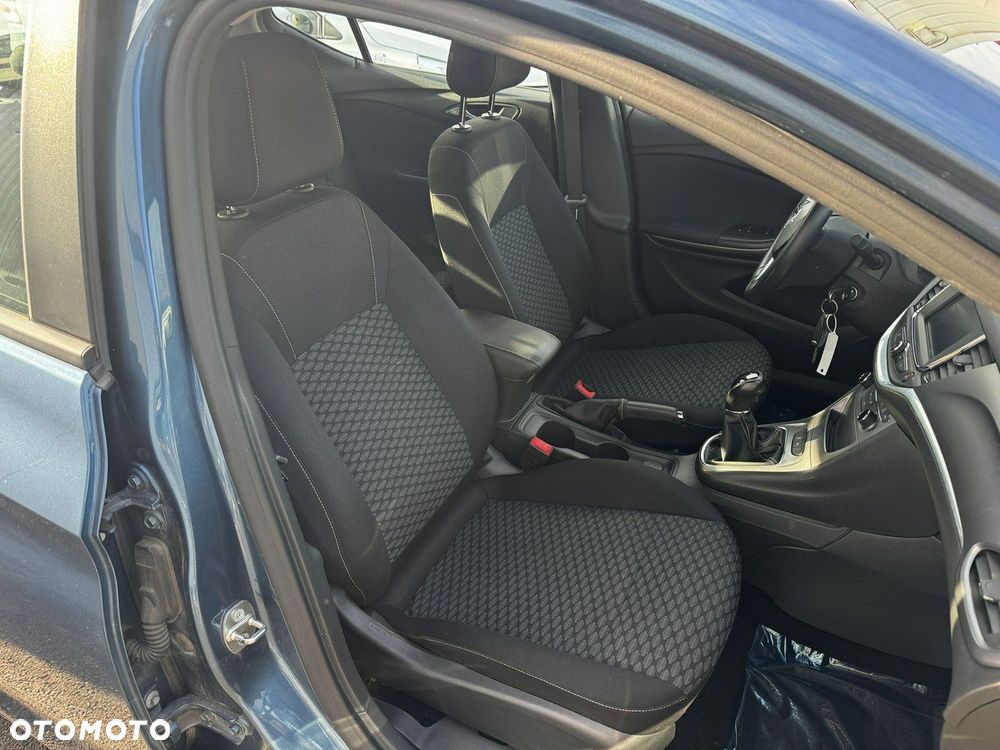 Opel Astra - 21