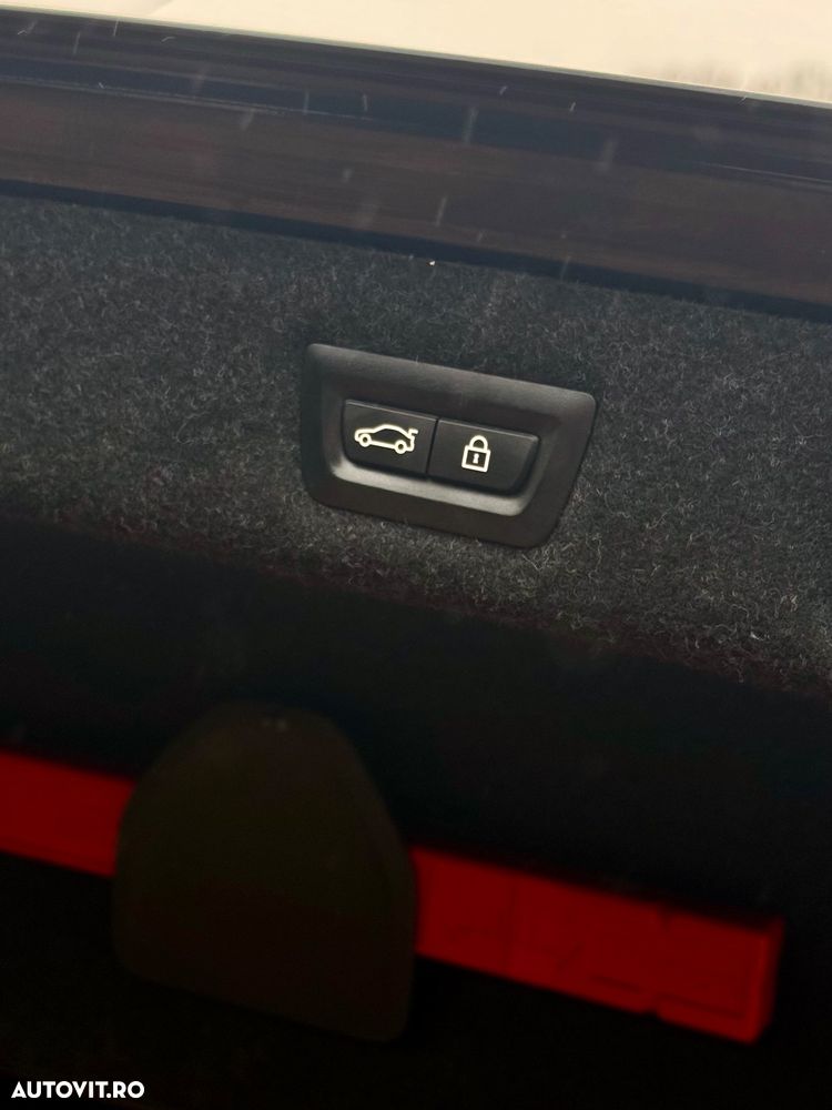 BMW Seria 5 530d xDrive AT - 16