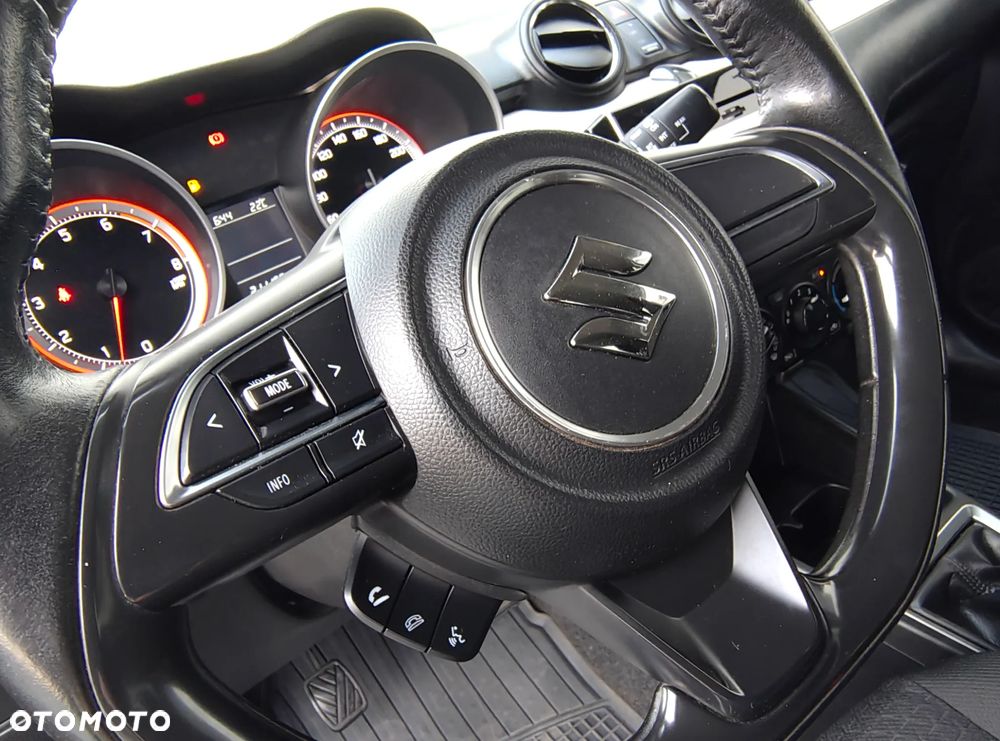 Suzuki Swift 1.2 Dualjet Allgrip Comfort - 37