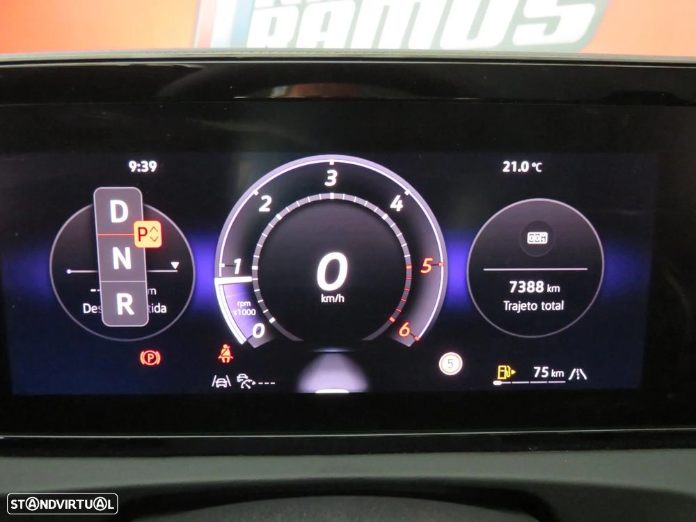 VW Tiguan 2.0 TDI Urban DSG - 19