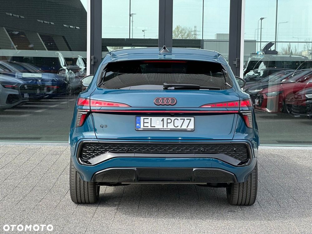 Audi Q3 Sportback - 6