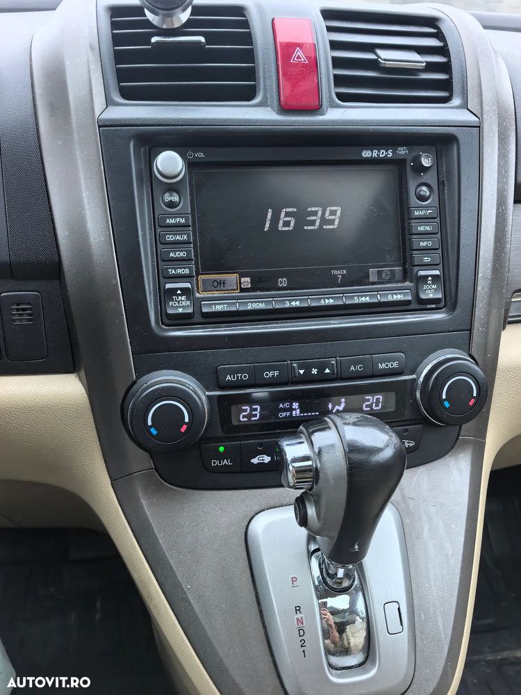 Honda CR-V - 25