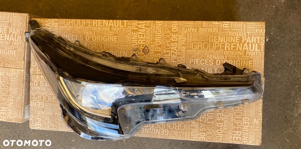 TOYOTA COROLLA E21 KOMBI HB hatchback FULL LED LAMPA PRZEDNIA PRAWA REFLEKTOR PRZEDNI PRAWY PRZÓD EUROPA 81110-02S60 LED LEDOWA E210 E 210 E 21 - 3