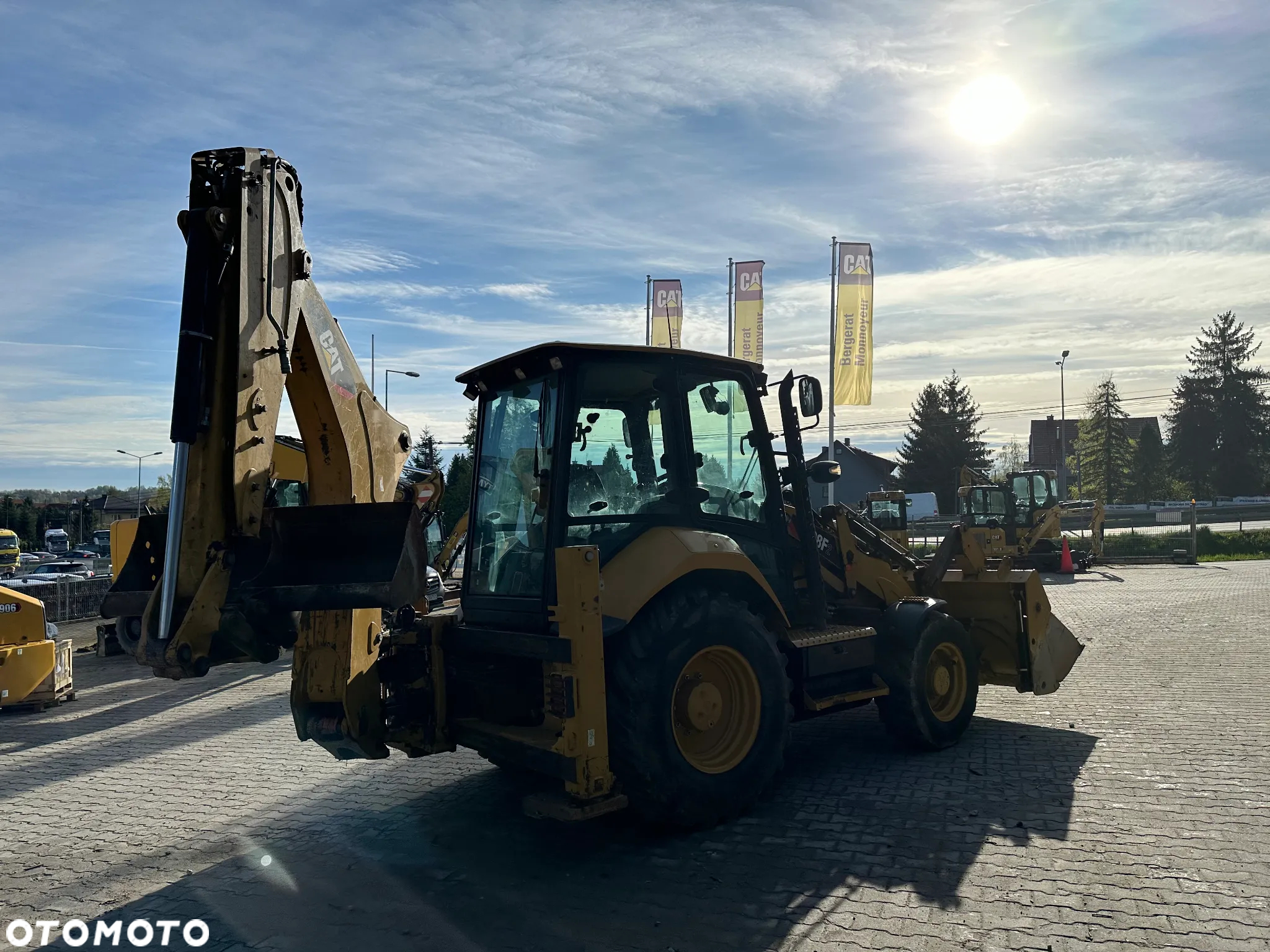 Caterpillar 428F2 - 8