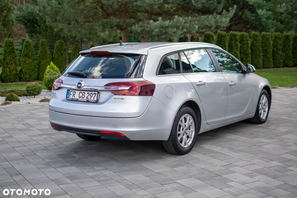 Opel Insignia - 16
