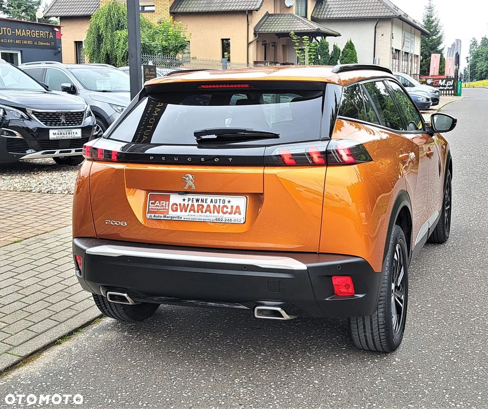 Peugeot 2008 1.2 Pure Tech GPF Allure S&S - 10