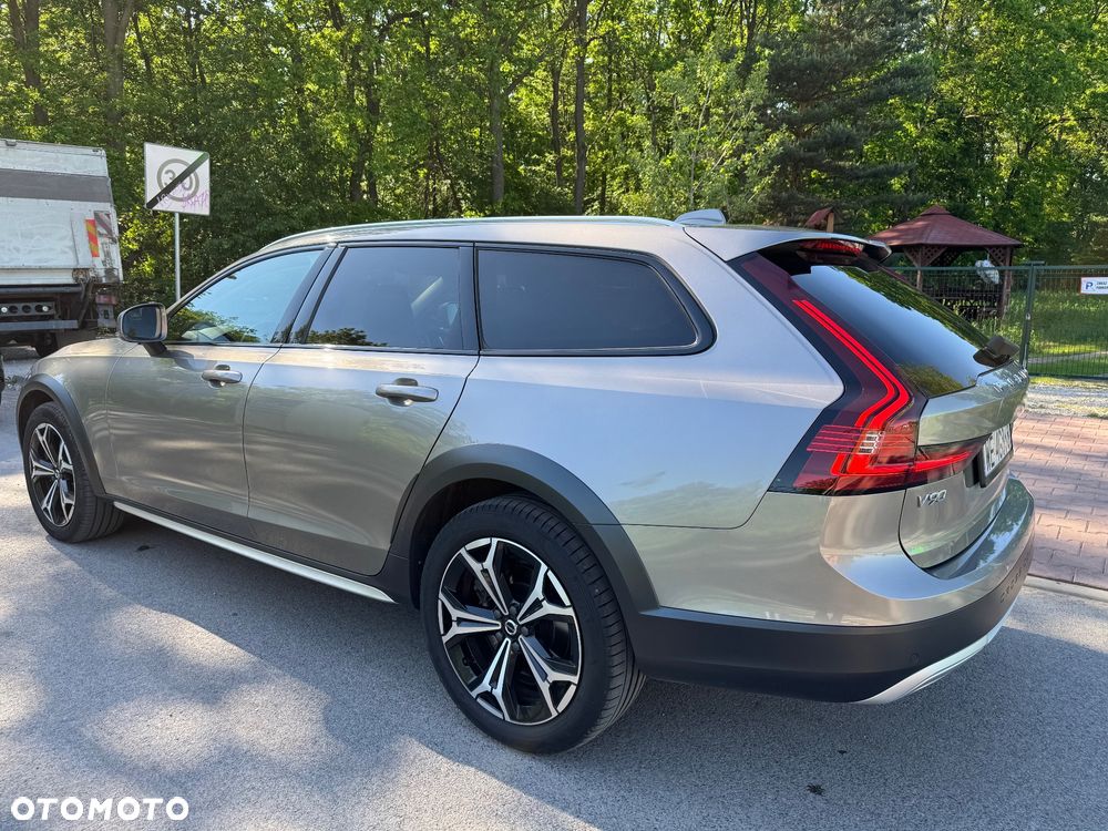 Volvo V90 Cross Country D5 SCR AWD Pro - 9