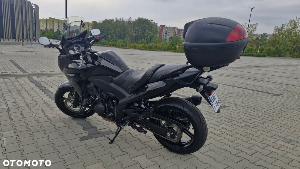 Honda CBF - 12