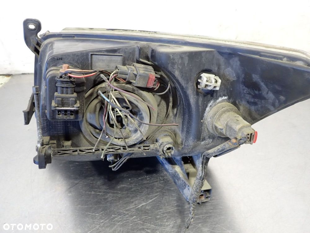 LAMPA PRAWA PRZEDNIA DODGE CALIBER   05303740AL - 4