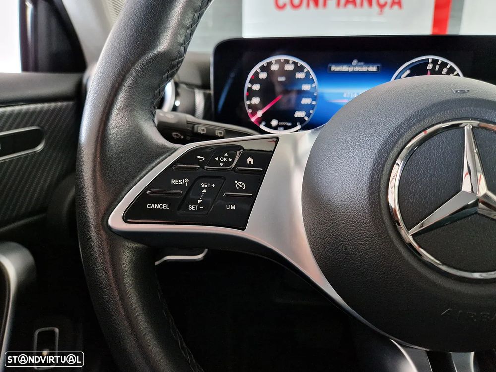 Mercedes-Benz A 250 e - 18