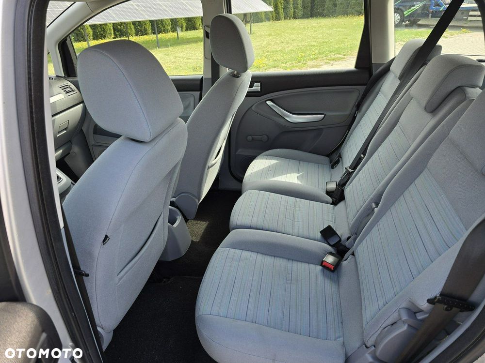 Ford C-MAX - 22