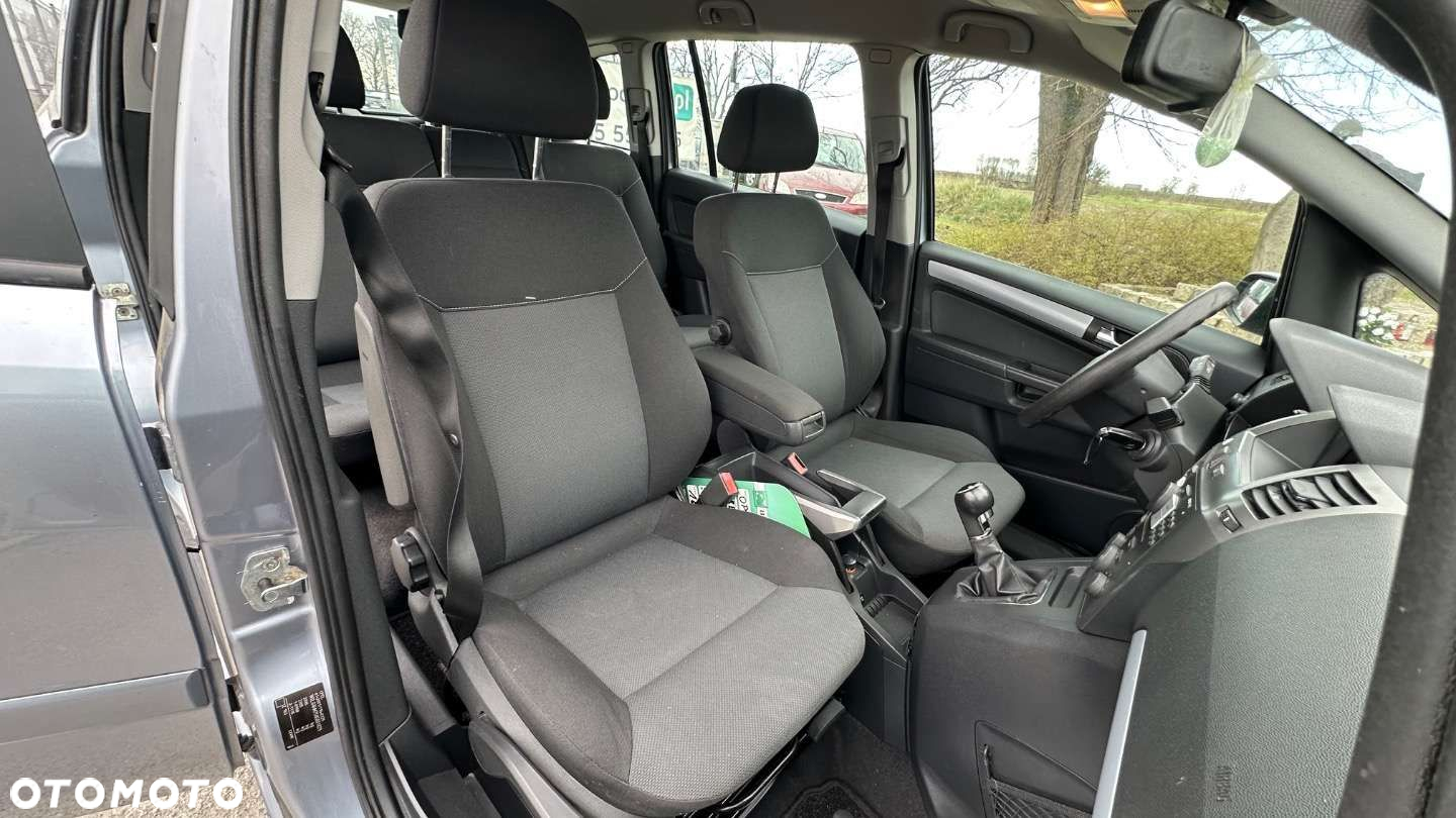 Opel Zafira 1.8 Essentia - 24