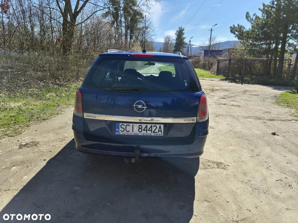 Opel Astra 1.7 CDTI Cosmo - 4