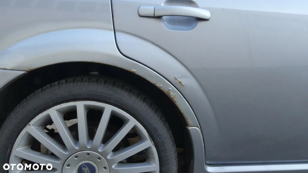 Ford Mondeo - 9