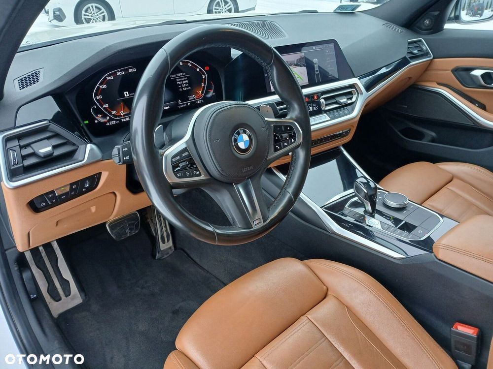 BMW Seria 3 M340i xDrive sport - 10