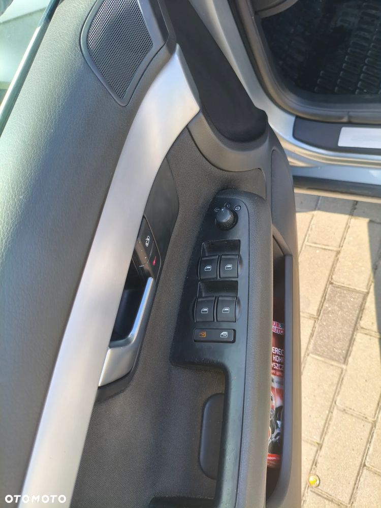 Audi A4 Avant 2.0 TDI - 31