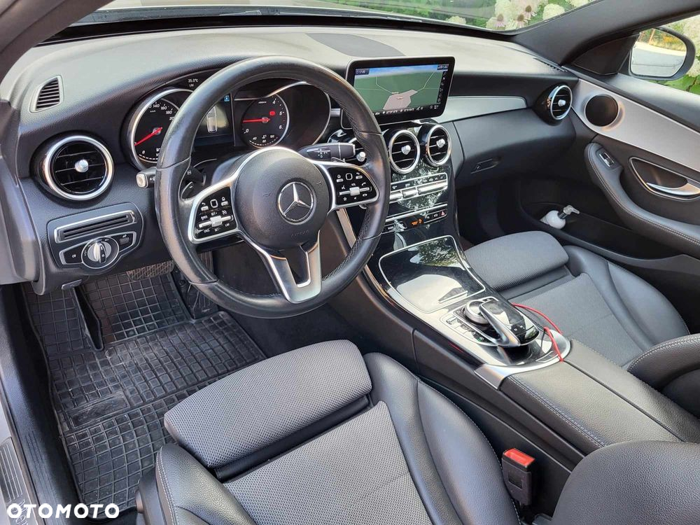 Mercedes-Benz Klasa C 220 d T 9G-TRONIC AMG Line - 17