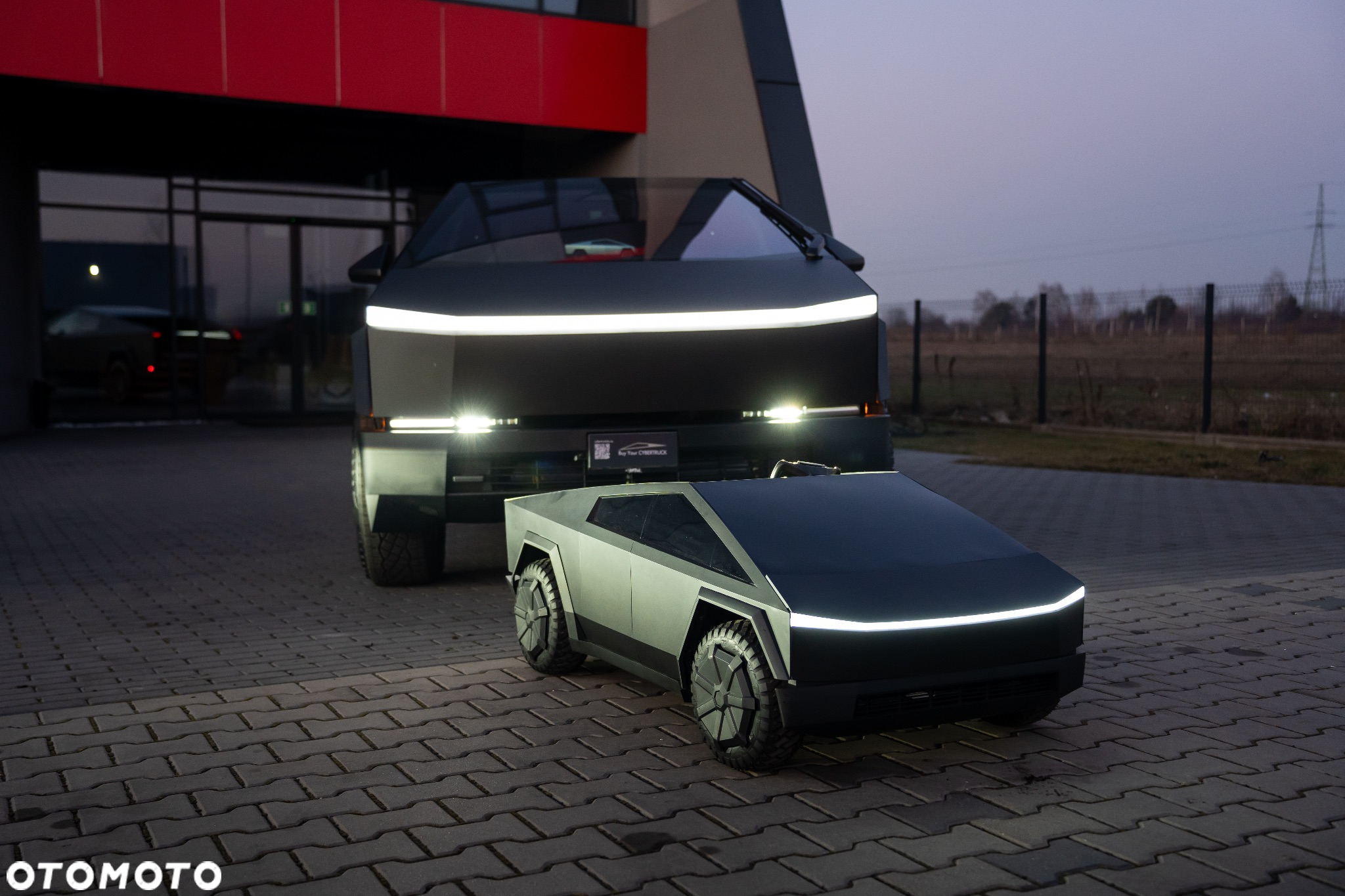 Tesla Cybertruck - 3