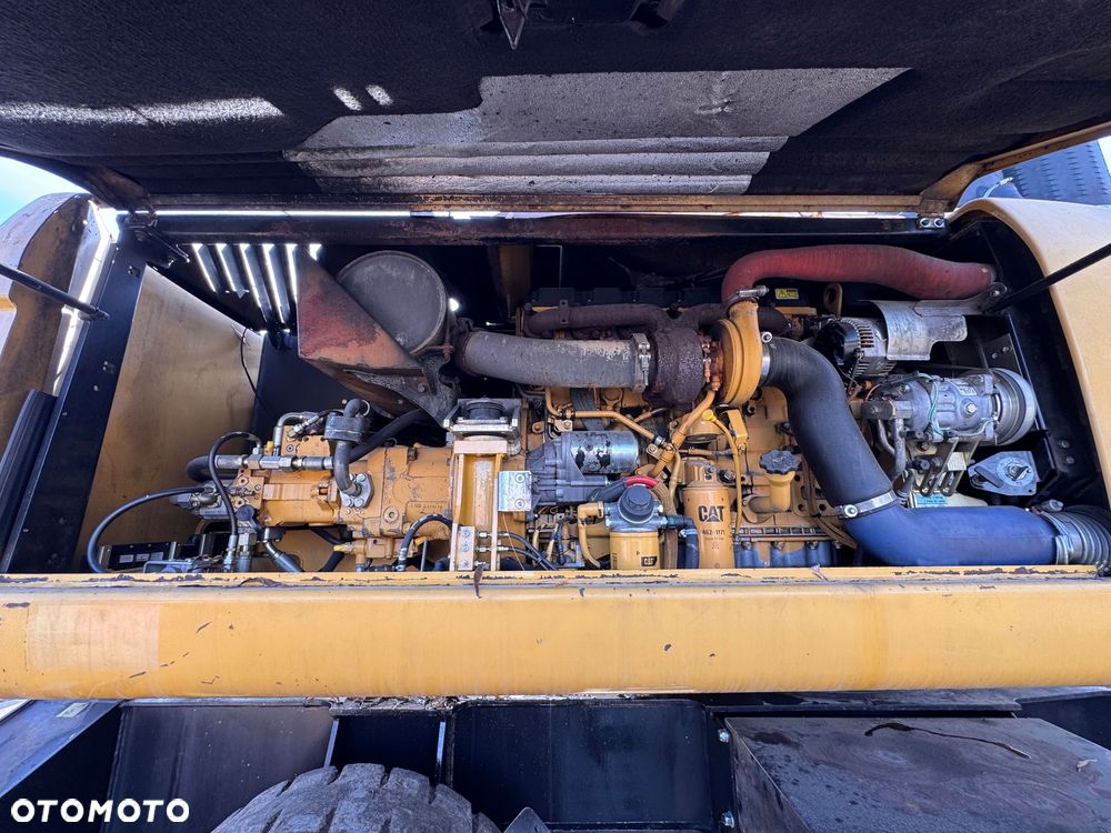 Caterpillar M318D - 6