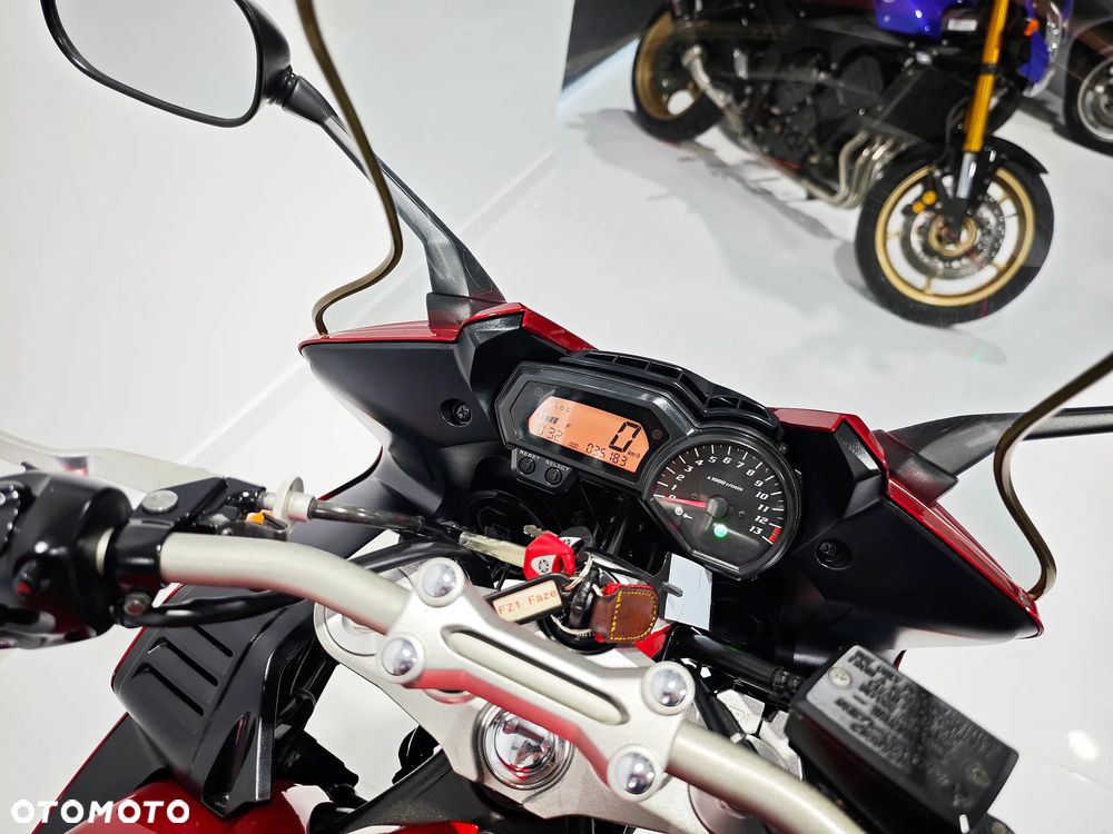Yamaha FZ - 5