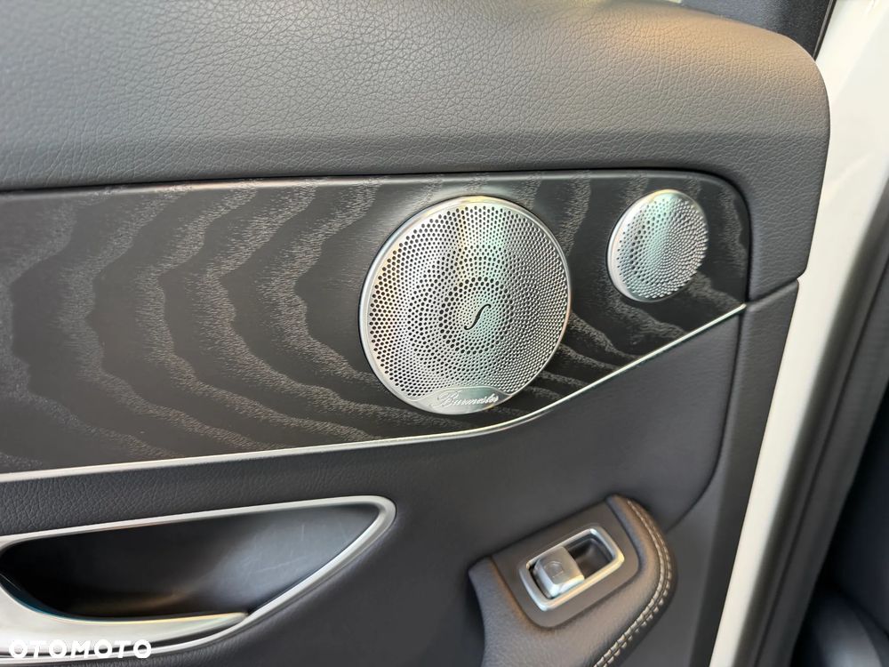 Mercedes-Benz Klasa C 200 4-Matic 9G-TRONIC - 16