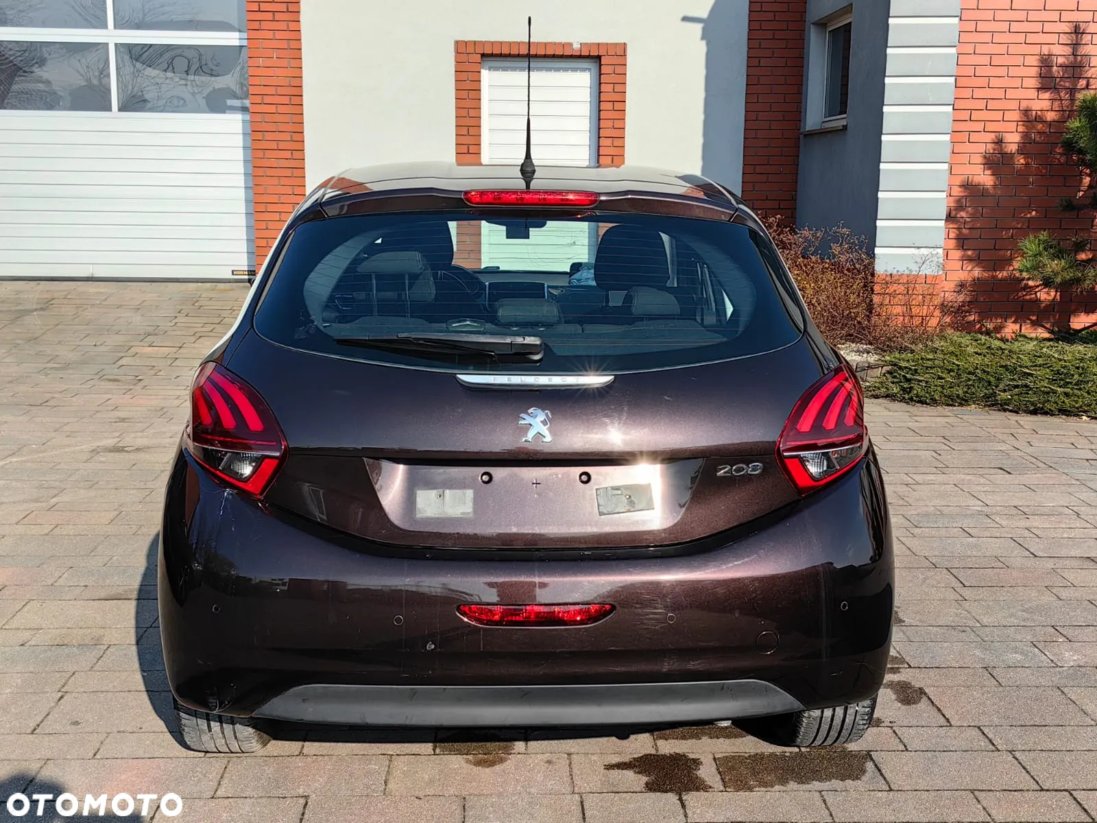 Peugeot 208 120 VTI Intuitive - 4