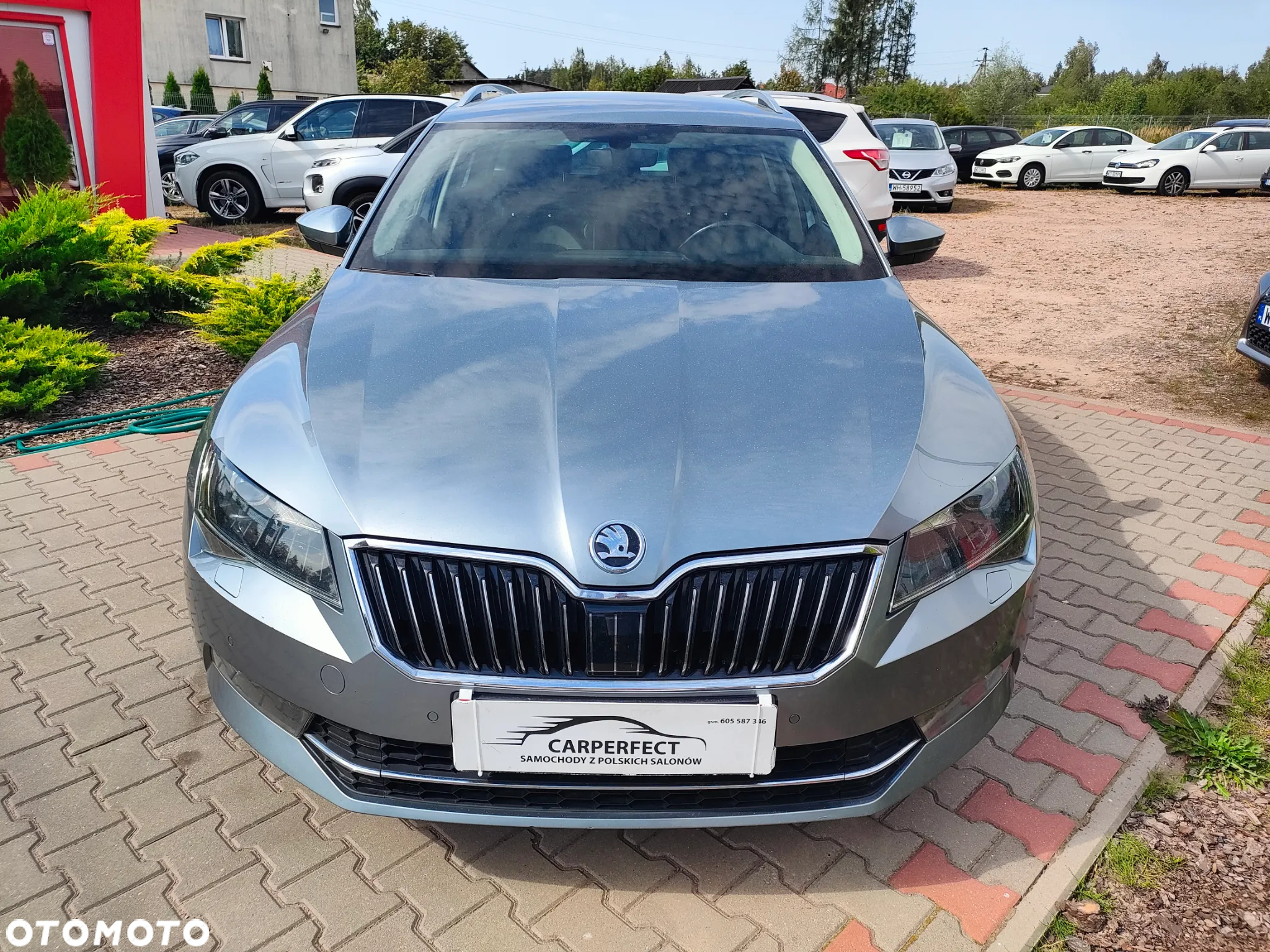 Skoda Superb 2.0 TDI DSG Premium Edition - 6